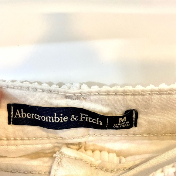 Abercrombie and Fitch white corduroy button skirt - Picture 4 of 4